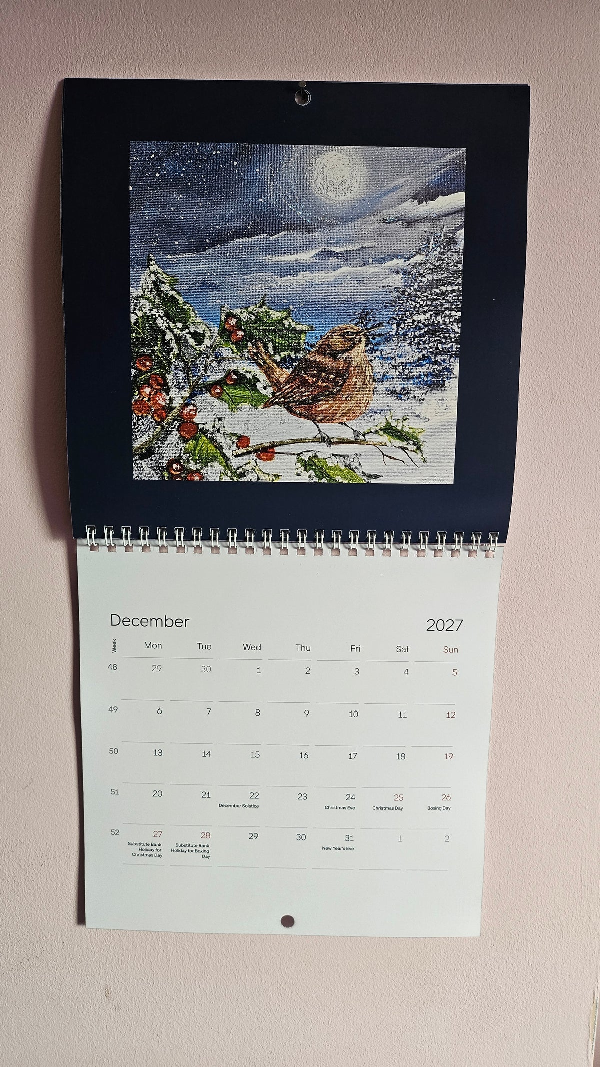 2027 Calendar - Find the Spiral